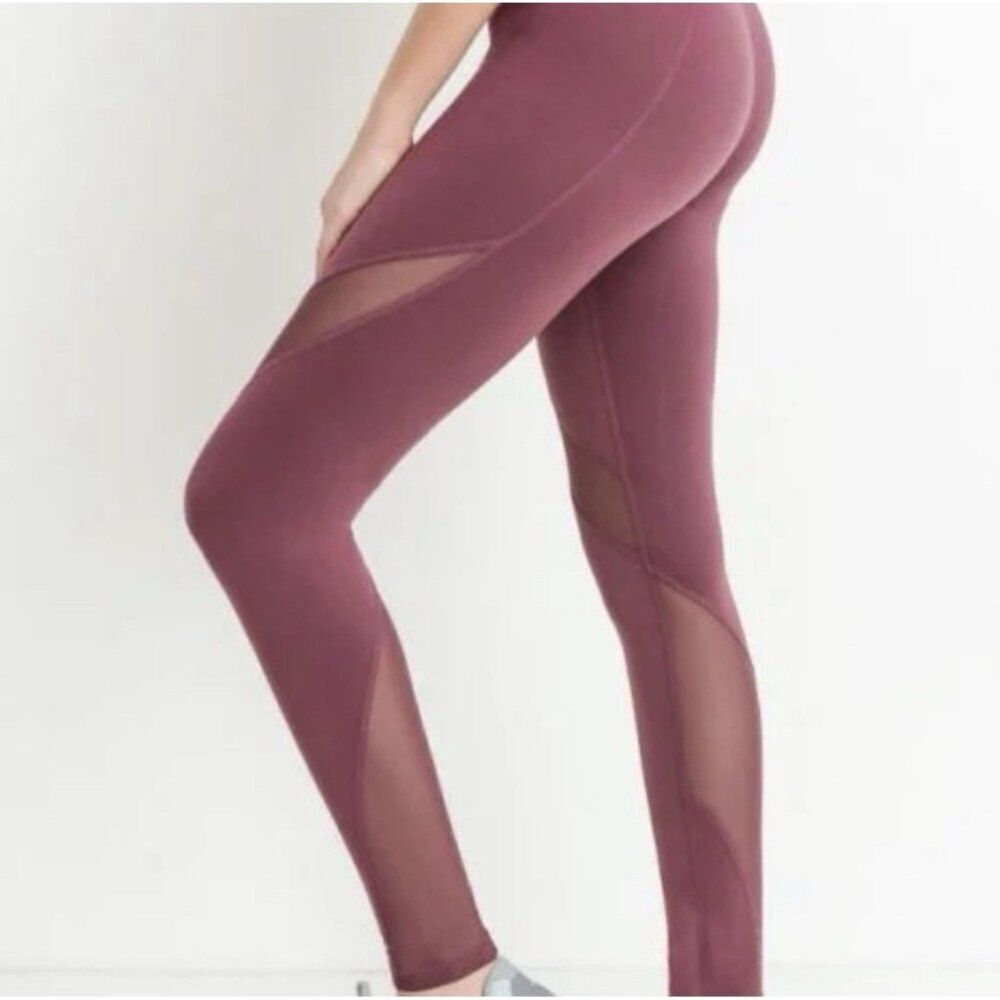 mono b Burgundy Athletic High Rise mesh leggings Medium